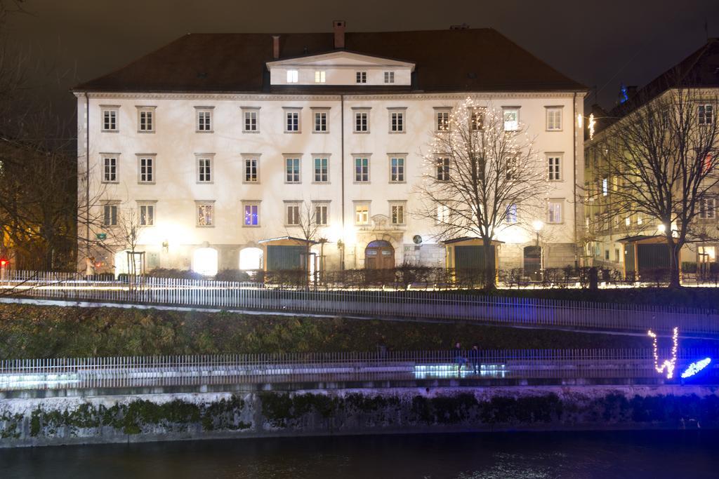 Zois Apartments Ljubljana Eksteriør bilde